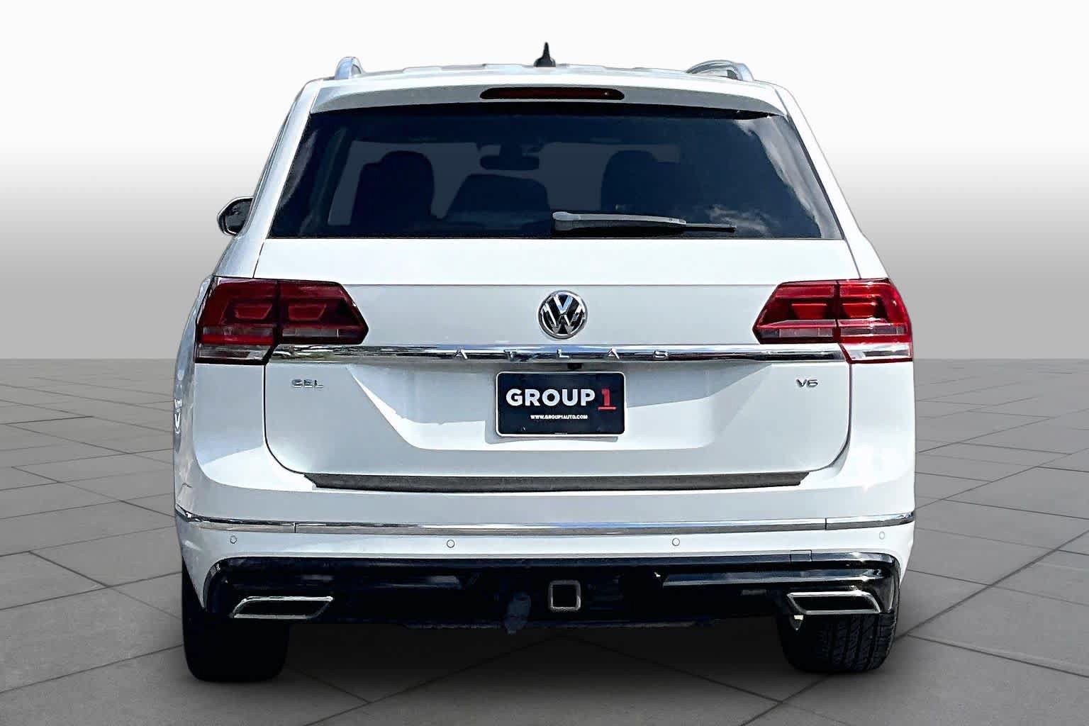 Used 2018 Volkswagen Atlas SEL w/ R-Line Package FWD image 5