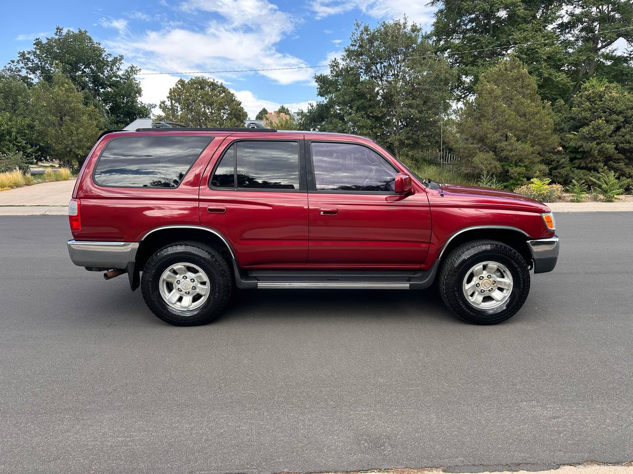 Used 1997 Toyota 4Runner SR5 AWD/4WD image 6
