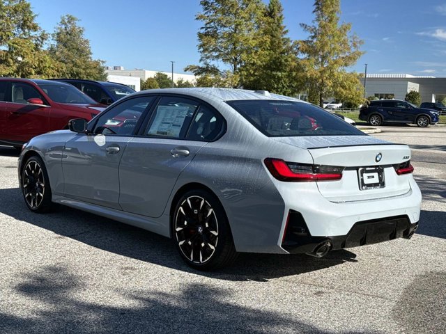 New 2026 BMW 330i Sedan w/ M Sport Package RWD image 5