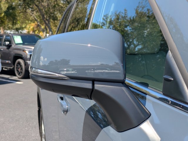 New 2026 Toyota Grand Highlander Limited image 13