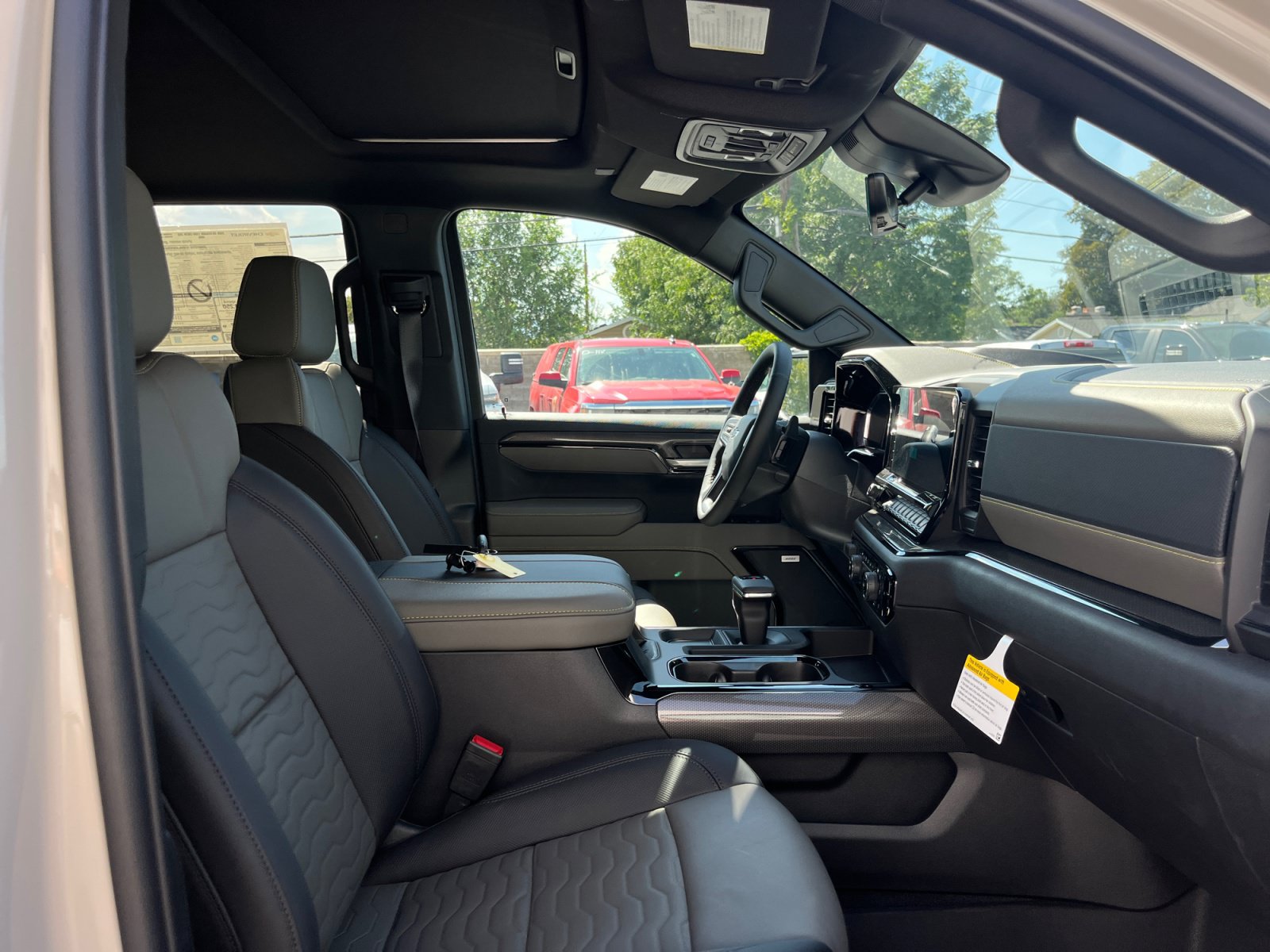 New 2026 Chevrolet Silverado 1500 ZR2 w/ LPO, Dark Essentials Package AWD/4WD image 19