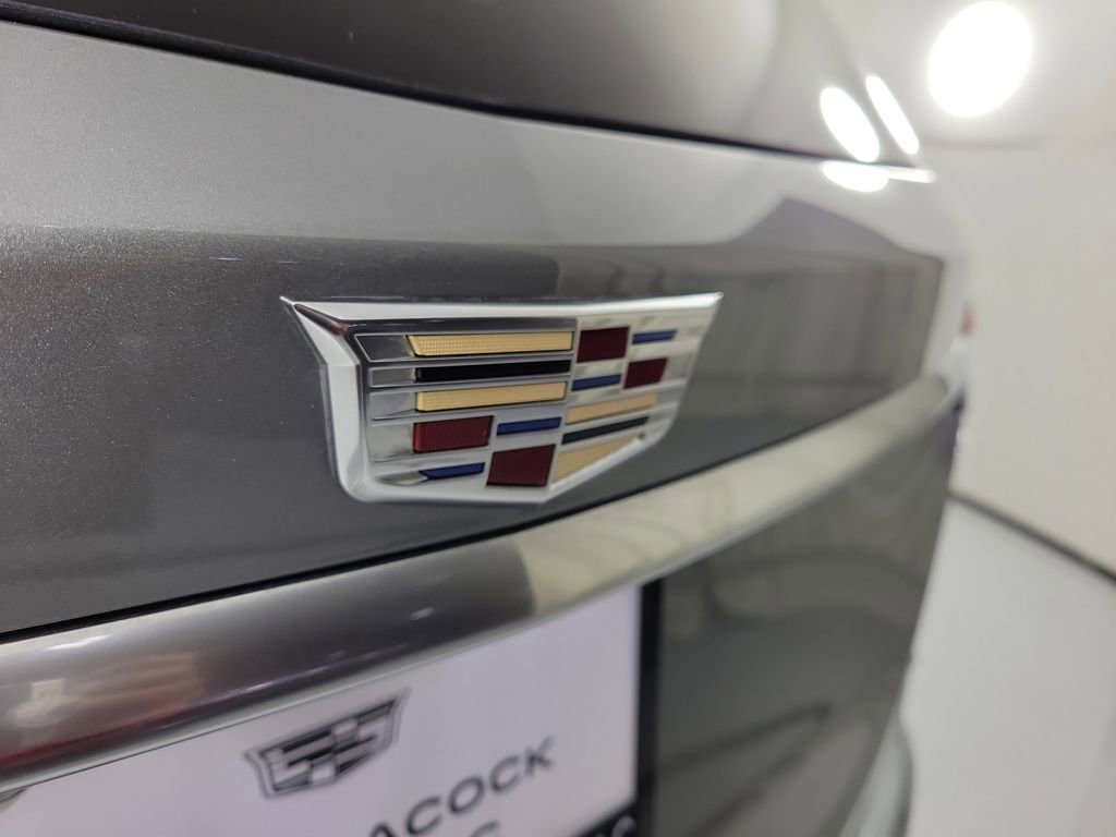 Certified 2024 Cadillac XT6 Luxury w/ LPO, Floor Liner Package FWD image 6