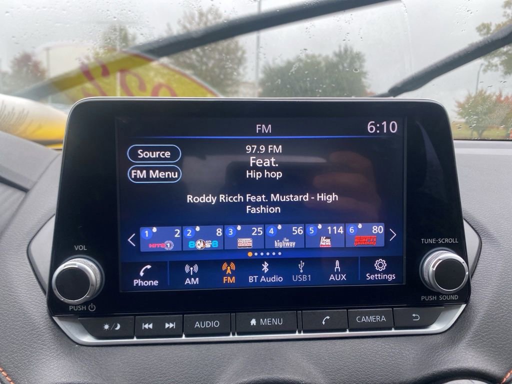 Used 2022 Nissan Sentra SR w/ Electronics Package image 21