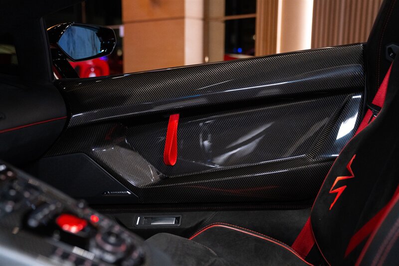 Used 2017 Lamborghini Aventador LP 750-4 Superveloce AWD/4WD image 21