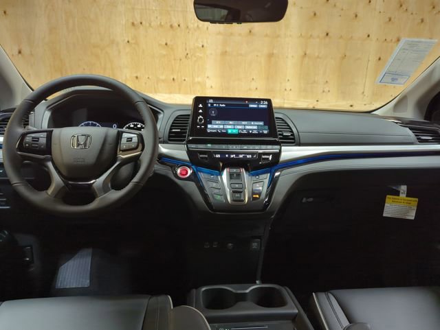 New 2026 Honda Odyssey Touring image 13