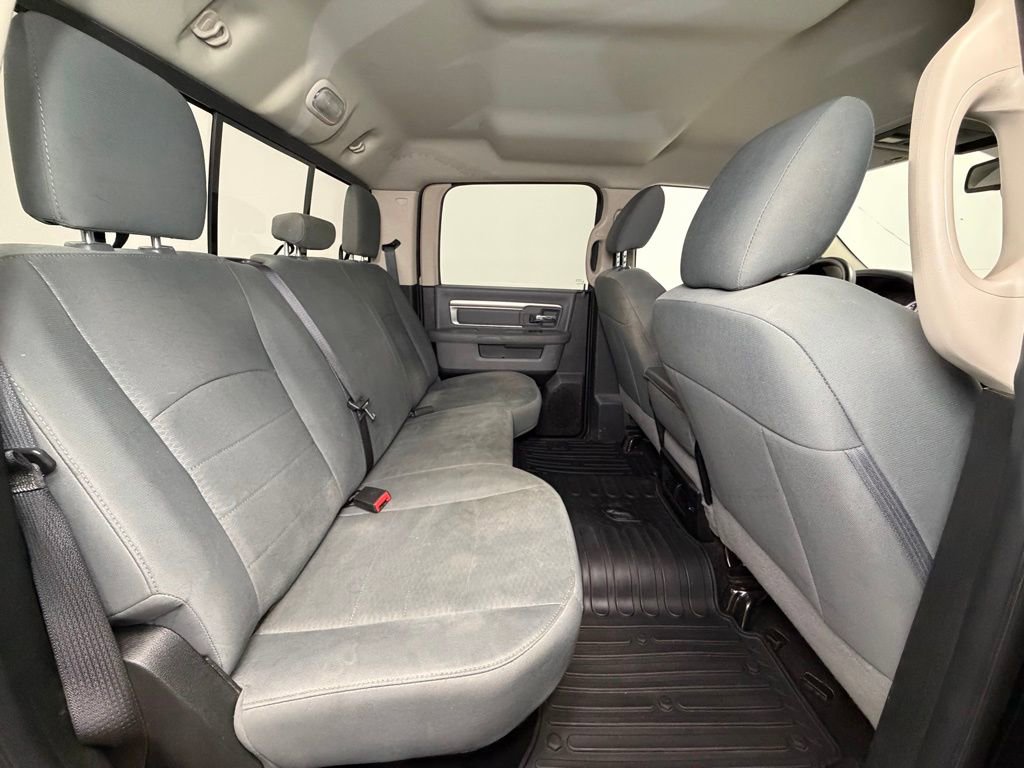 Used 2018 RAM 1500 SLT image 8