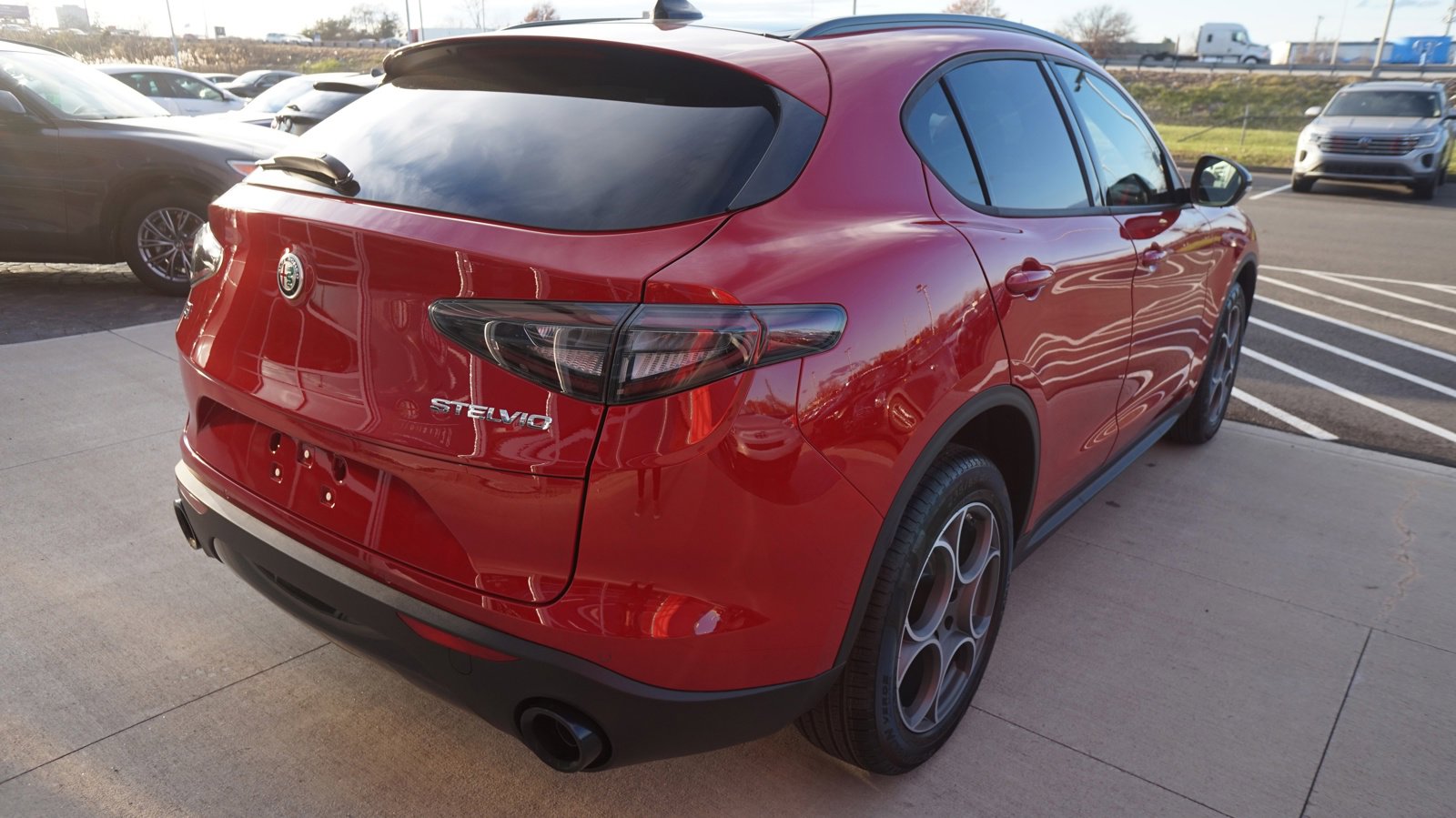 New 2024 Alfa Romeo Stelvio Sprint image 10