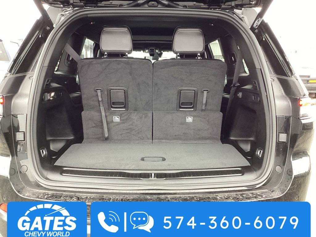 Used 2025 Jeep Grand Cherokee L Altitude image 11