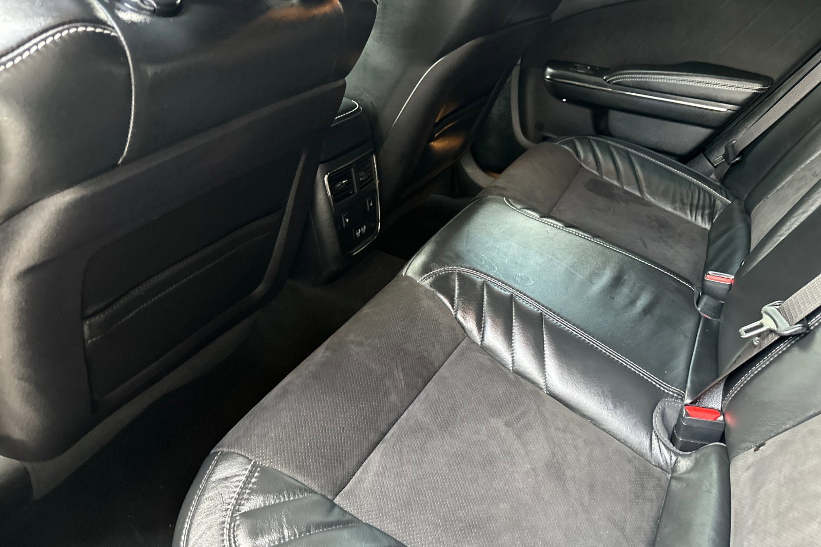 Used 2023 Dodge Charger SRT Hellcat w/ Harman/Kardon Audio Group image 14