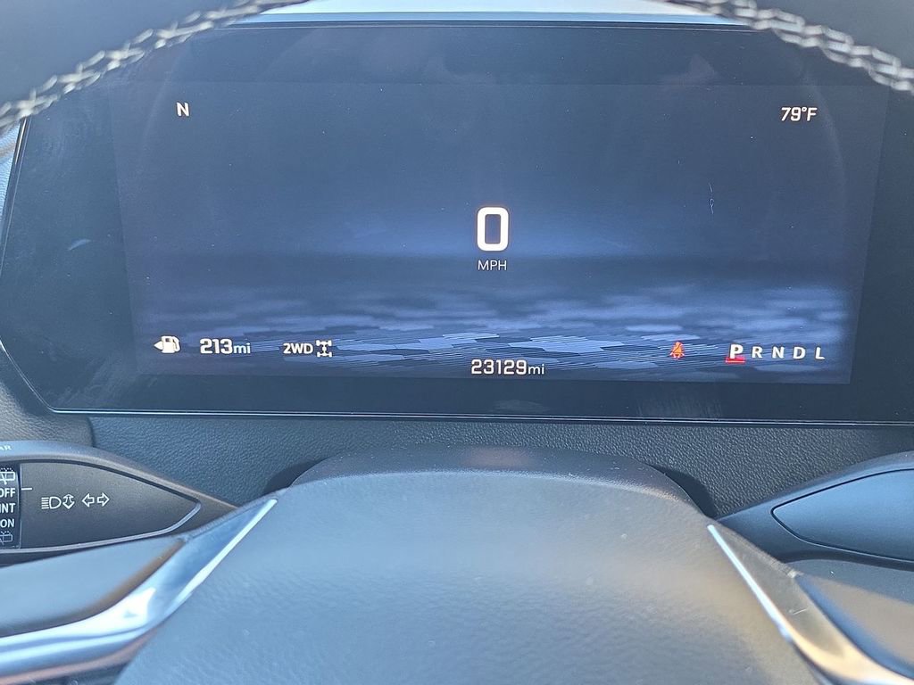 Used 2025 Chevrolet Traverse LT image 12