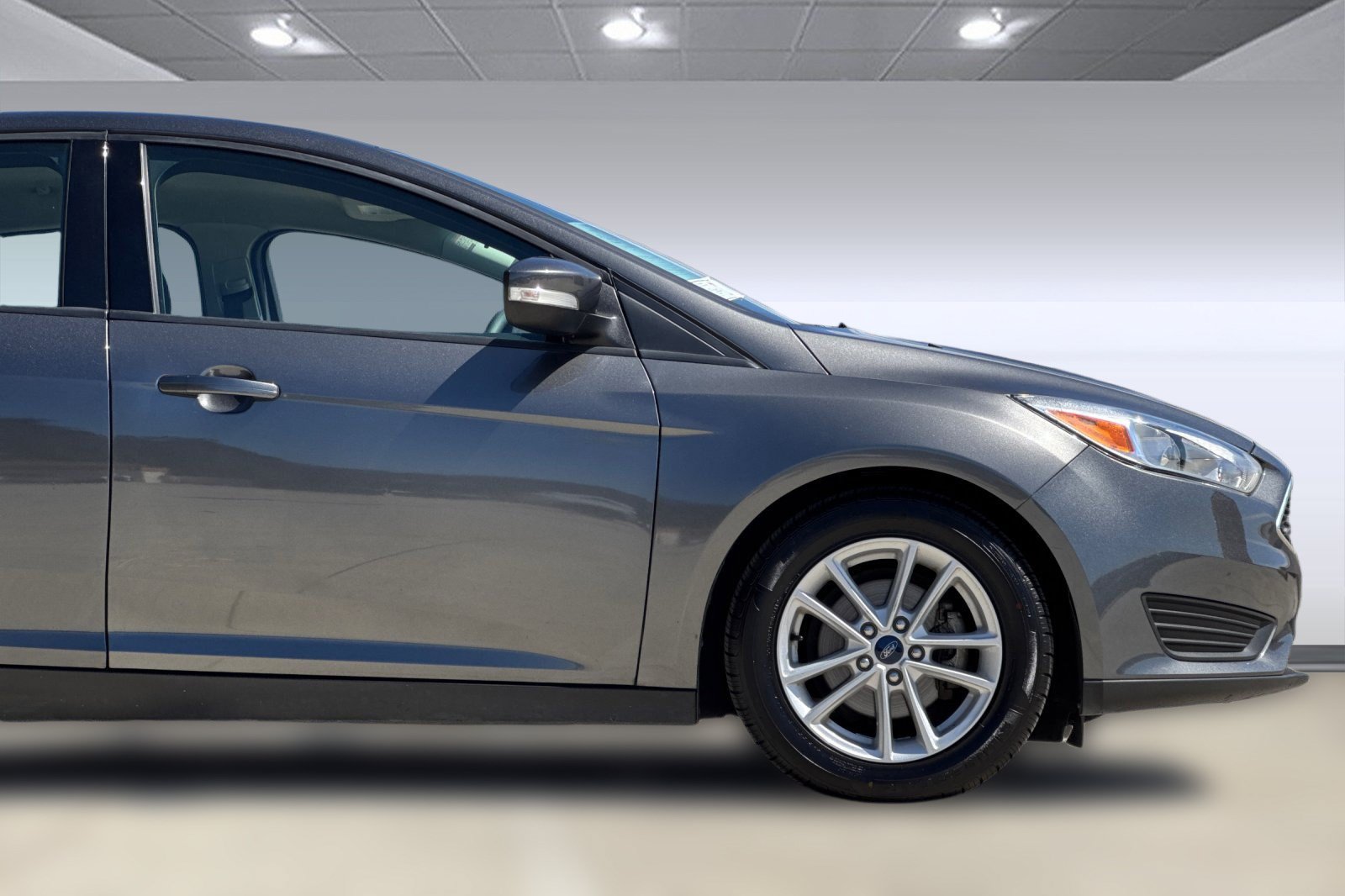 Used 2017 Ford Focus SE FWD image 32