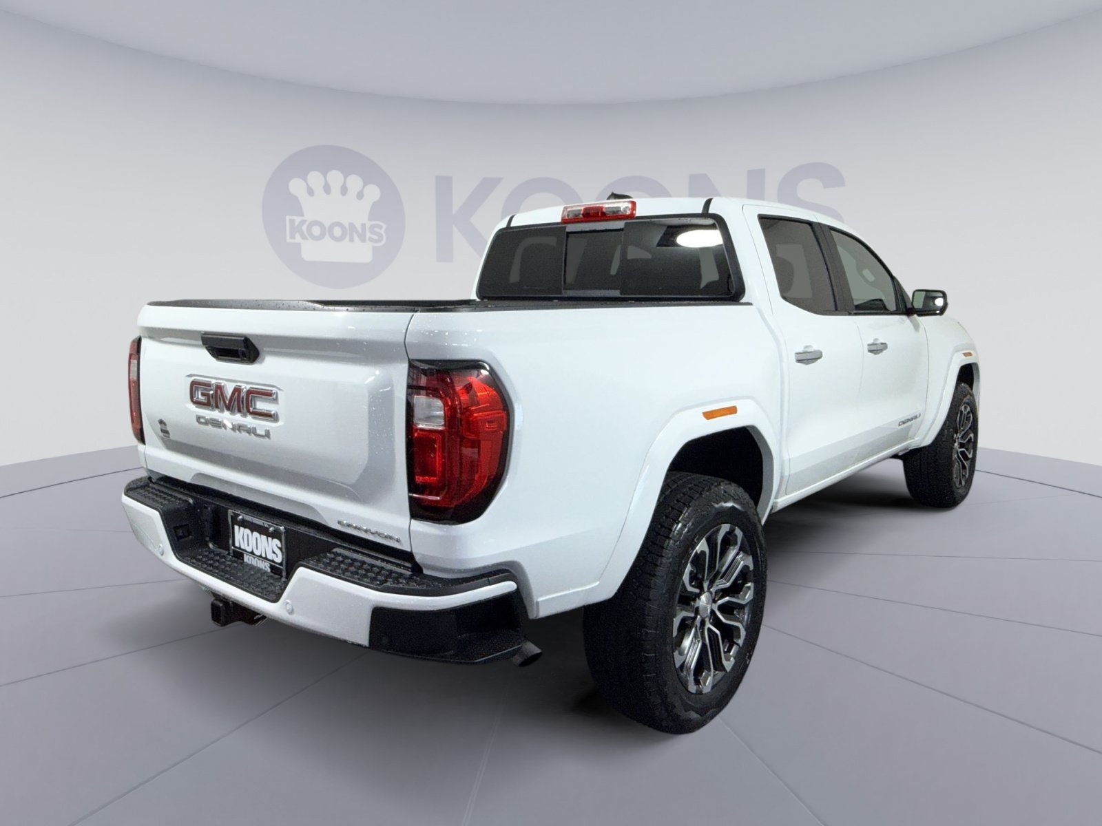 Used 2023 GMC Canyon Denali AWD/4WD image 7