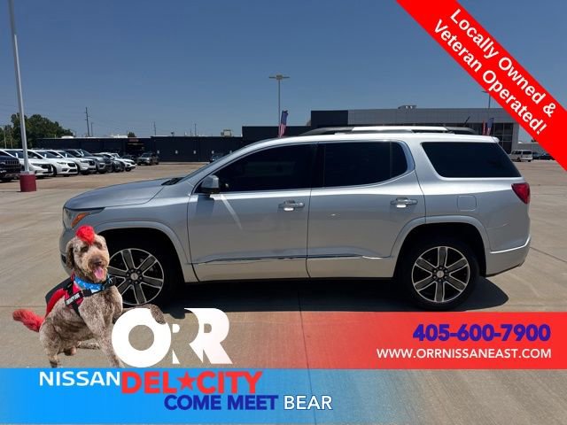 Used 2018 GMC Acadia Denali w/ Technology Package FWD image 2