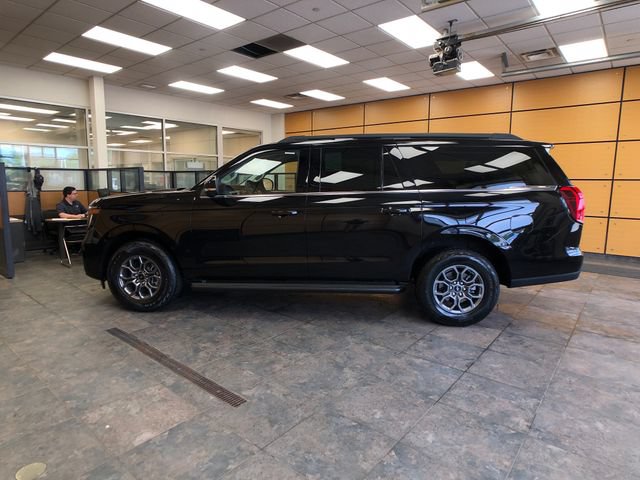 New 2027 Ford Expedition Max Active AWD/4WD image 4