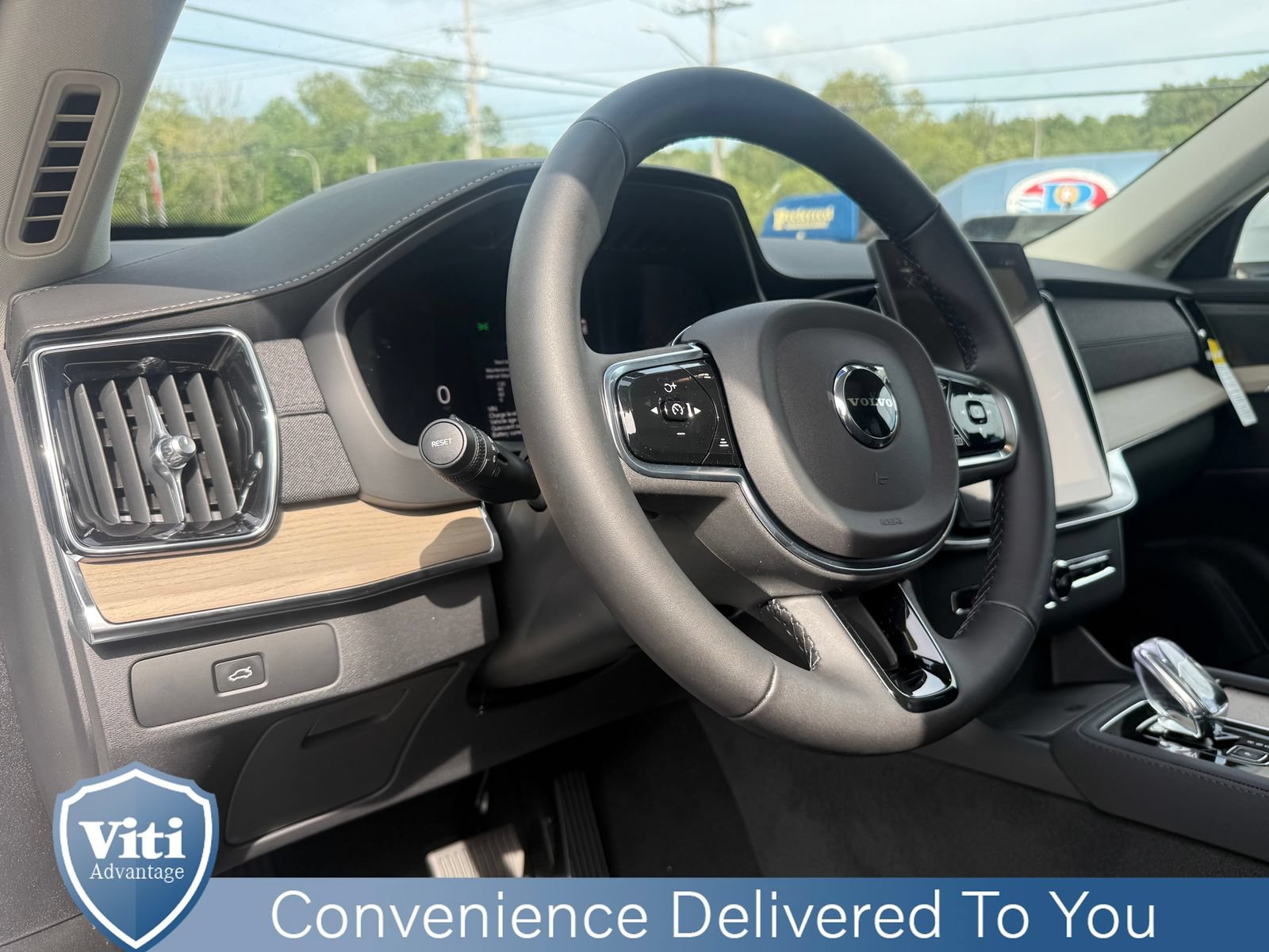 New 2027 Volvo XC90 B6 Plus AWD/4WD image 11
