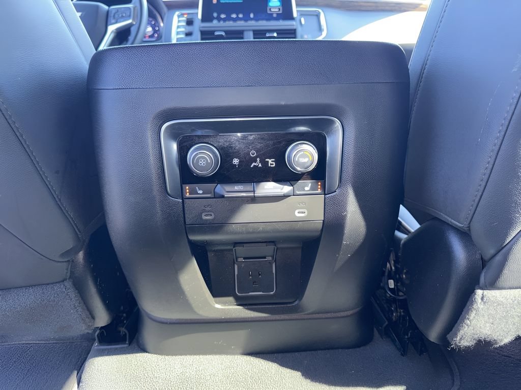 Used 2024 Chevrolet Tahoe Premier RWD image 14