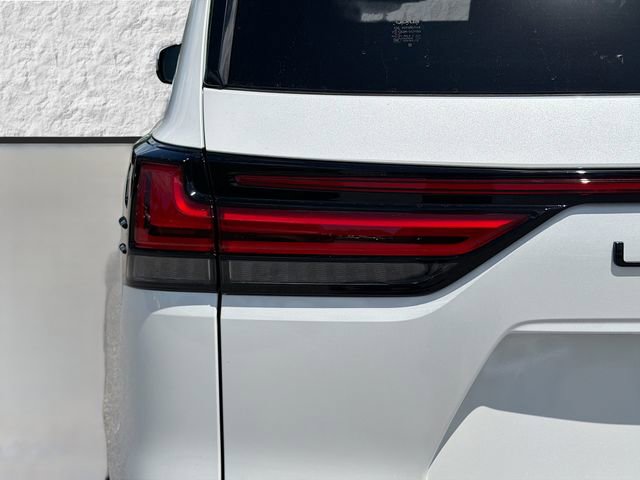 New 2026 Lexus LX 600 4WD w/ Luxury Package image 10