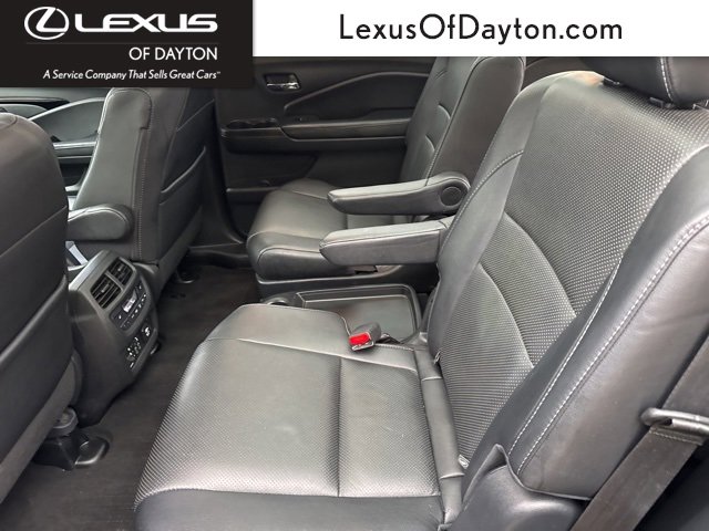 Used 2017 Honda Pilot Elite image 31