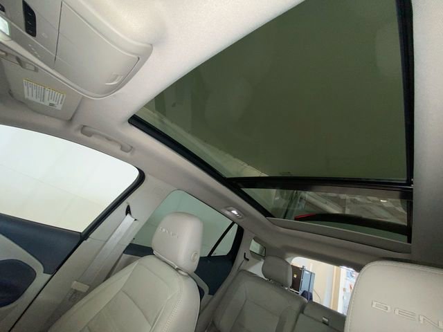 Used 2022 GMC Terrain Denali w/ LPO, Floor Liner Package AWD/4WD image 45