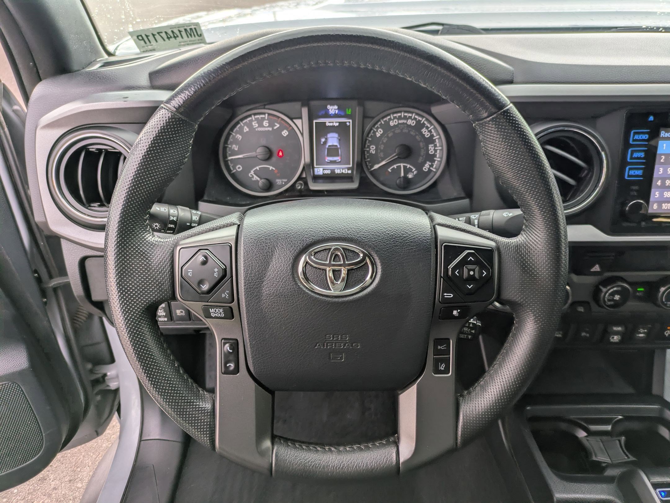 Used 2018 Toyota Tacoma TRD Sport w/ Technology Package image 18