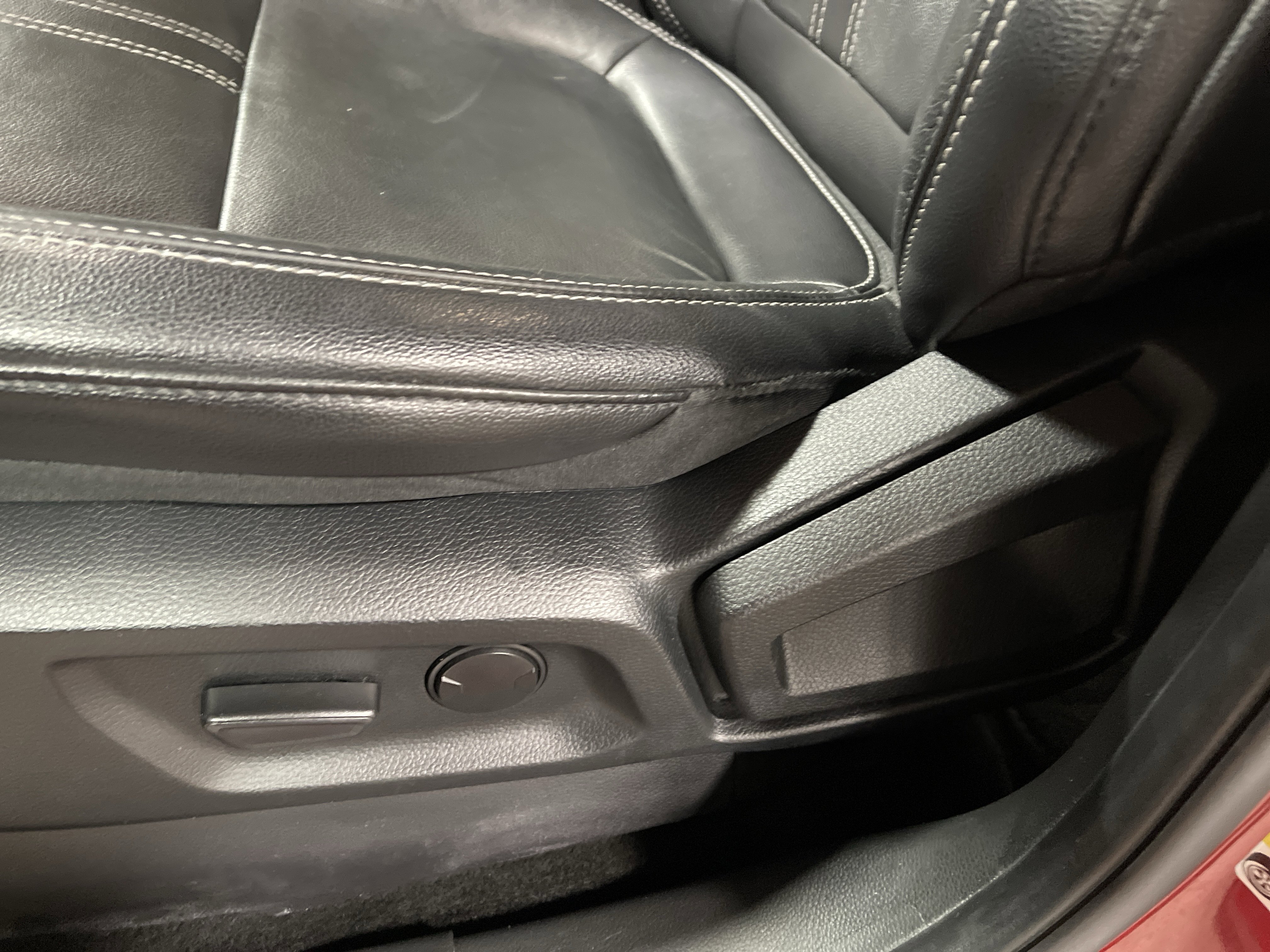 Used 2021 Ford Ranger Lariat w/ FX4 Off-Road Package image 11