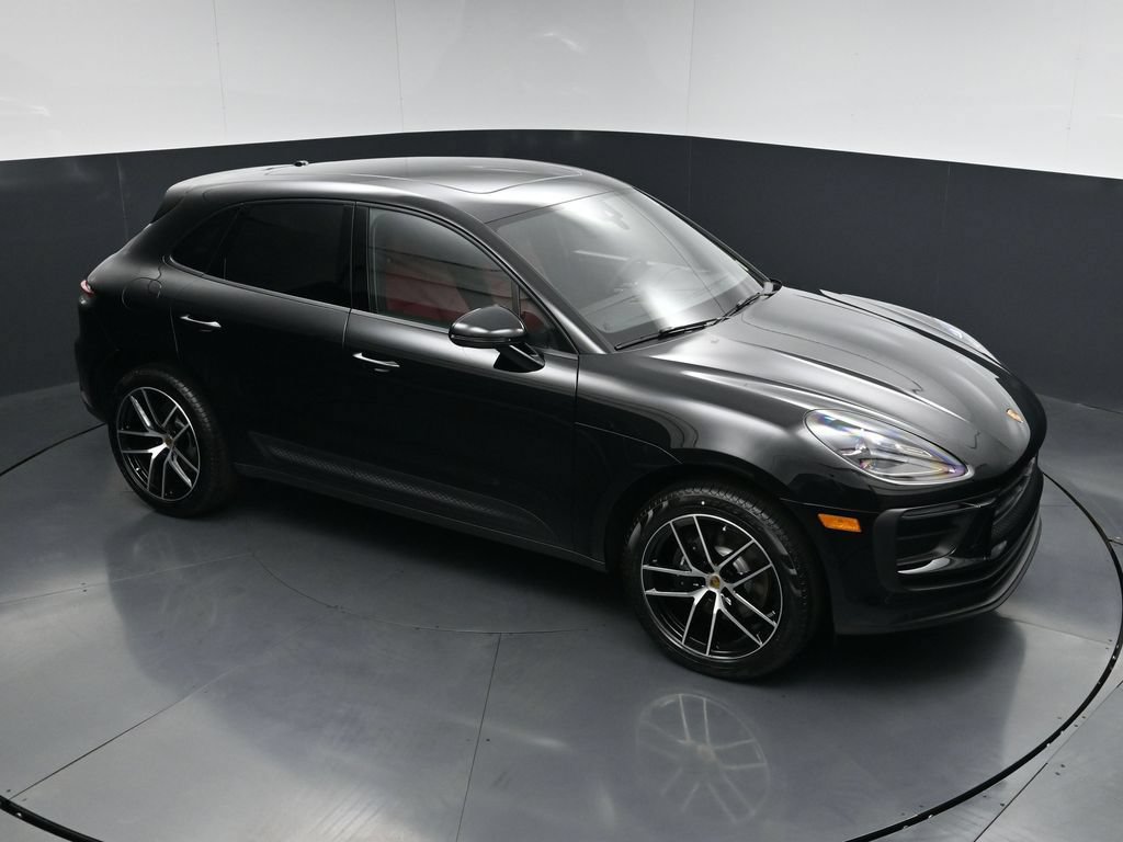 New 2026 Porsche Macan AWD/4WD image 24
