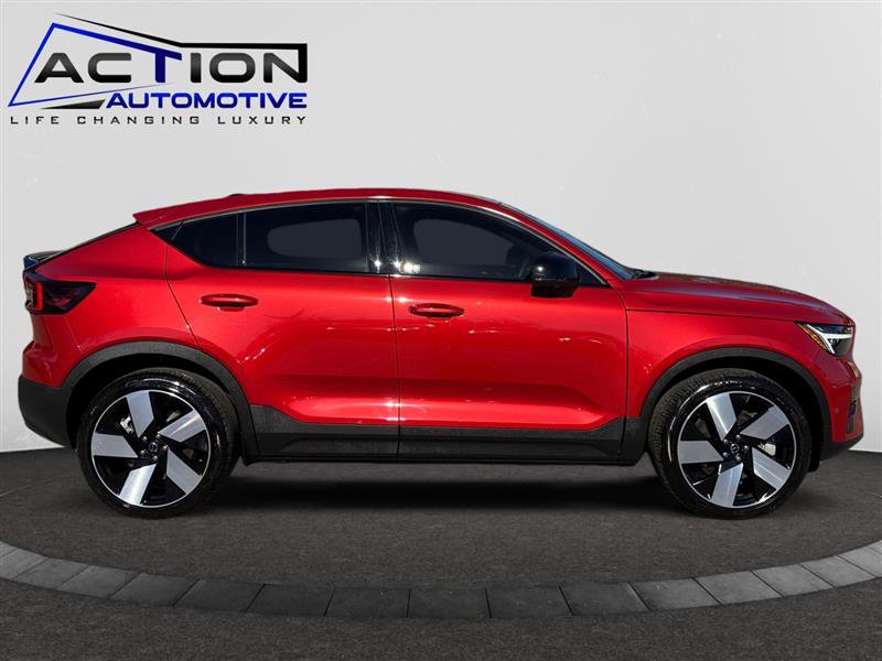 Used 2024 Volvo C40 P8 Recharge Ultimate w/ Protection Package Premier RWD image 9