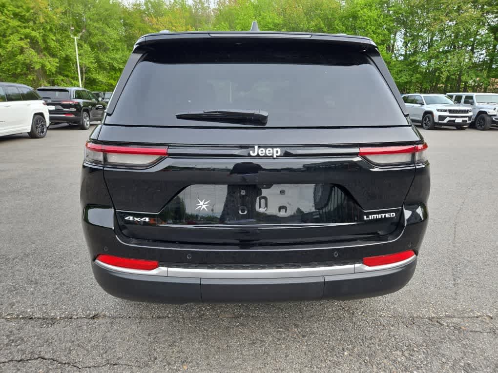 Used 2026 Jeep Grand Cherokee Limited AWD/4WD image 5