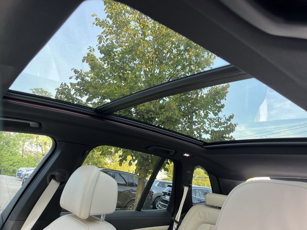 Used 2020 BMW X5 xDrive40i w/ Premium Package image 21