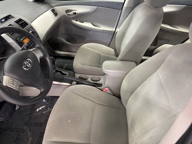 Used 2013 Toyota Corolla L image 24