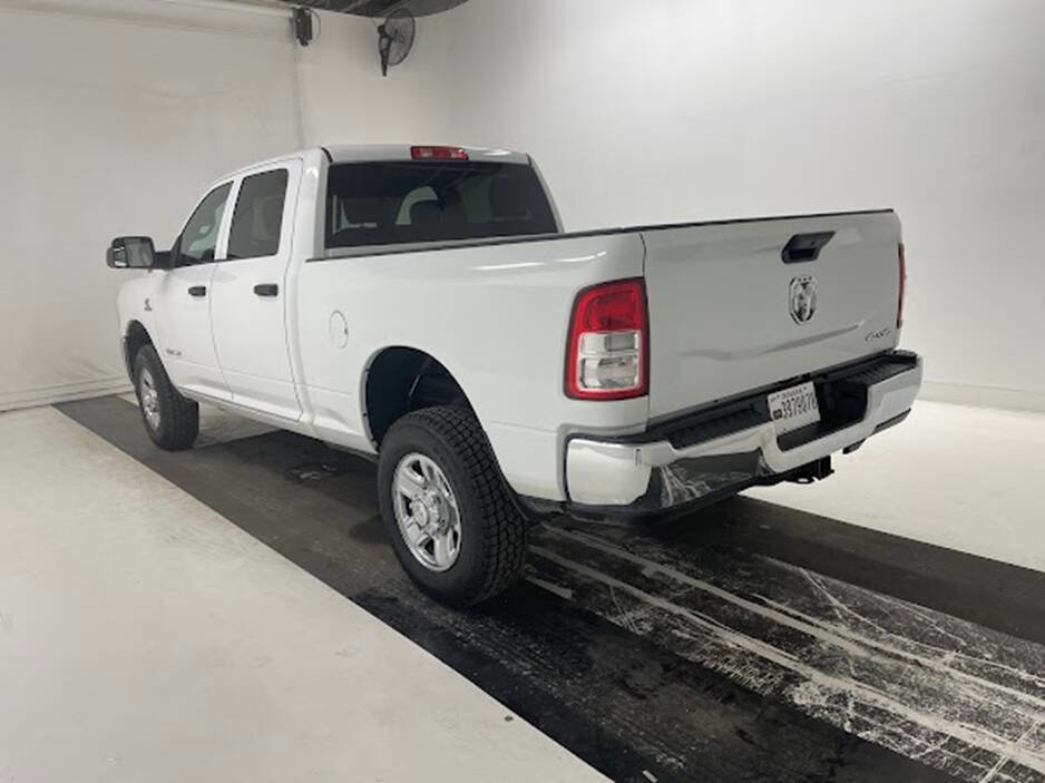 Used 2022 RAM 2500 Tradesman w/ Chrome Appearance Group image 5