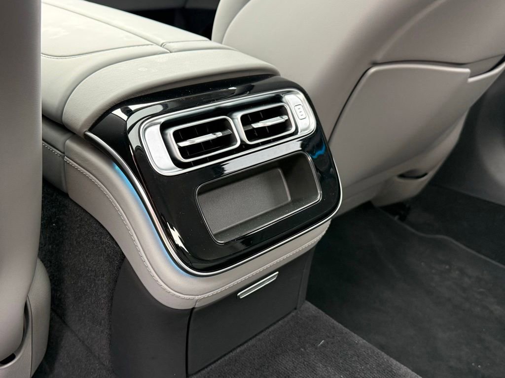 Used 2022 Mercedes-Benz S 580 4MATIC Sedan image 26