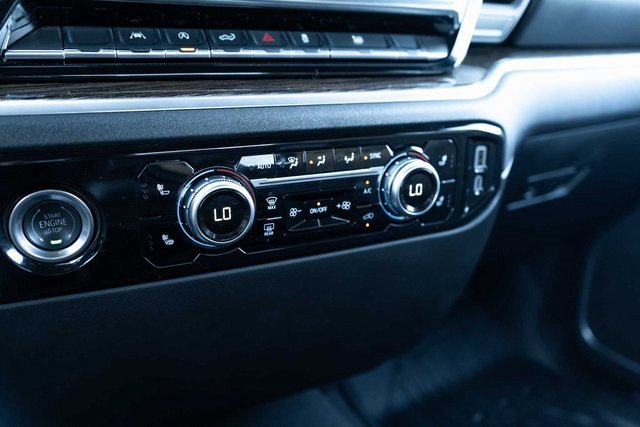 Used 2024 GMC Sierra 1500 Elevation image 18