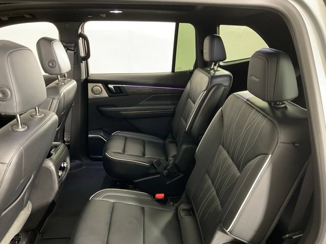 Used 2025 Buick Enclave Avenir w/ Super Cruise Package AWD/4WD image 37