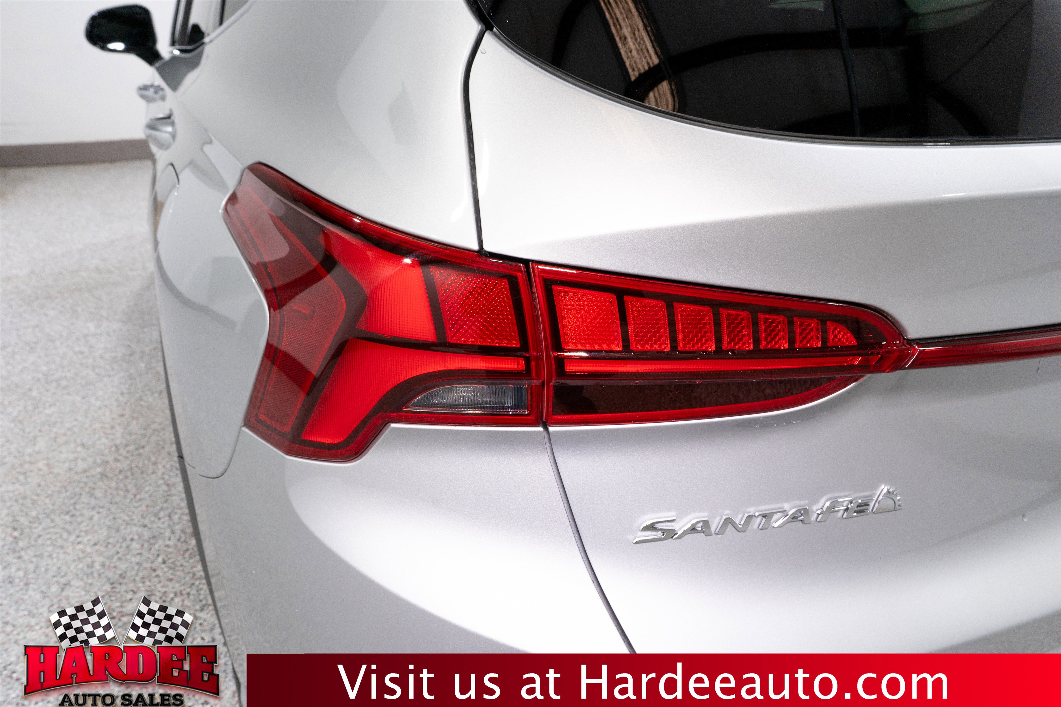 Used 2022 Hyundai Santa Fe SEL Premium w/ Cargo Package image 9