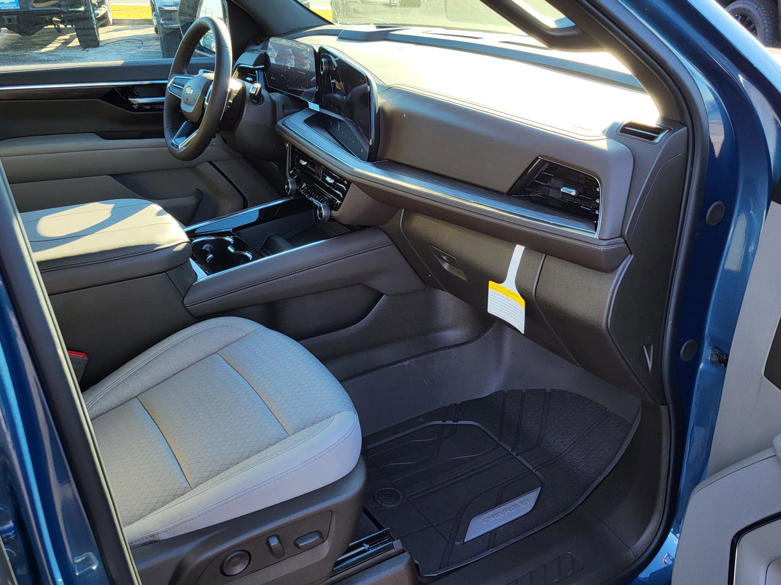 New 2026 Chevrolet Tahoe LS image 9