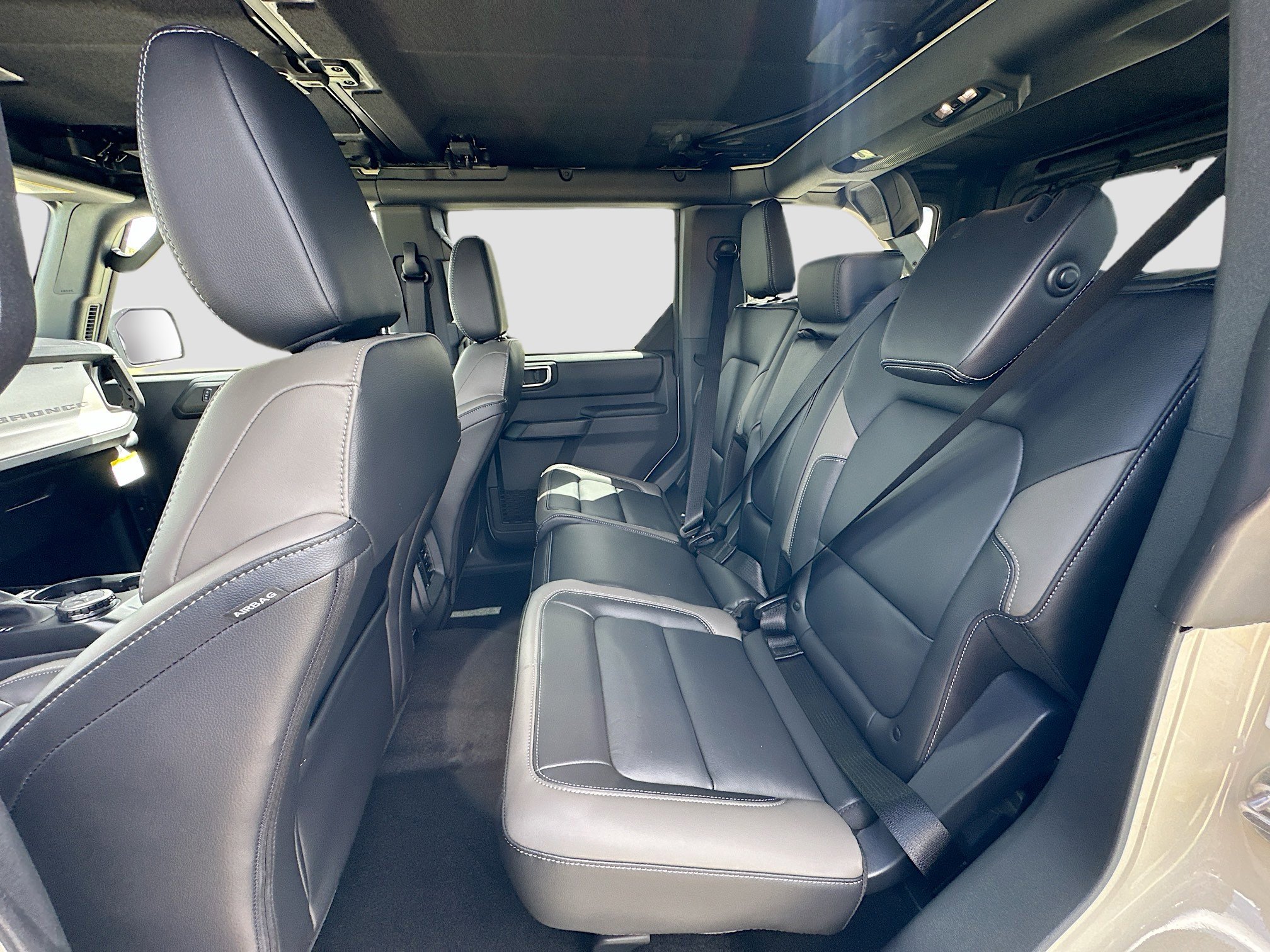 New 2026 Ford Bronco Outer Banks AWD/4WD image 17