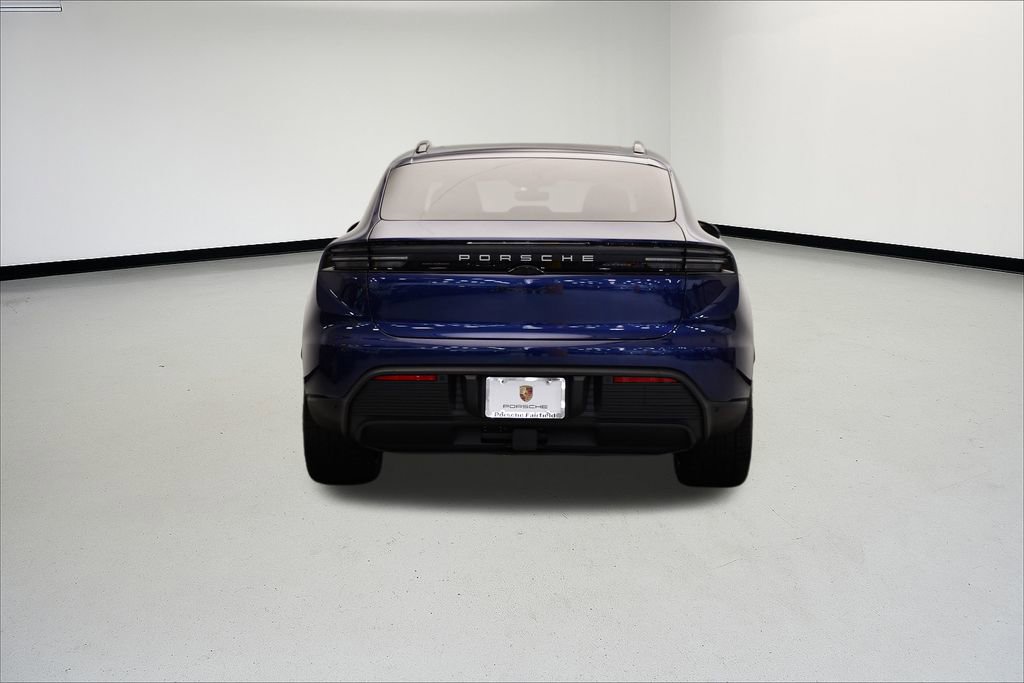 Used 2025 Porsche Macan 4S Electric image 6