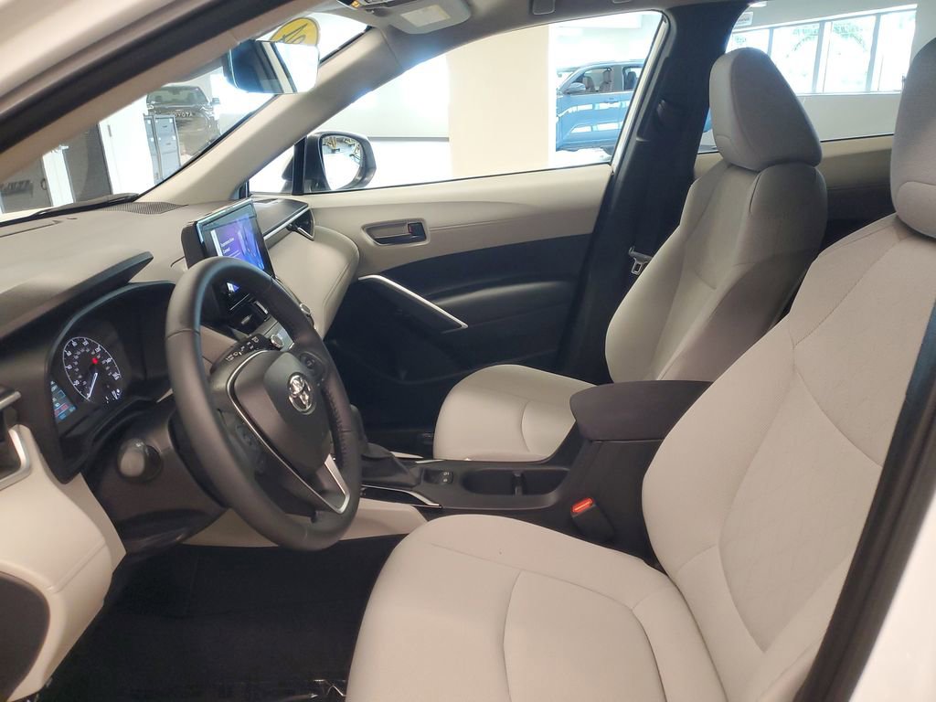 Certified 2024 Toyota Corolla Cross LE image 14
