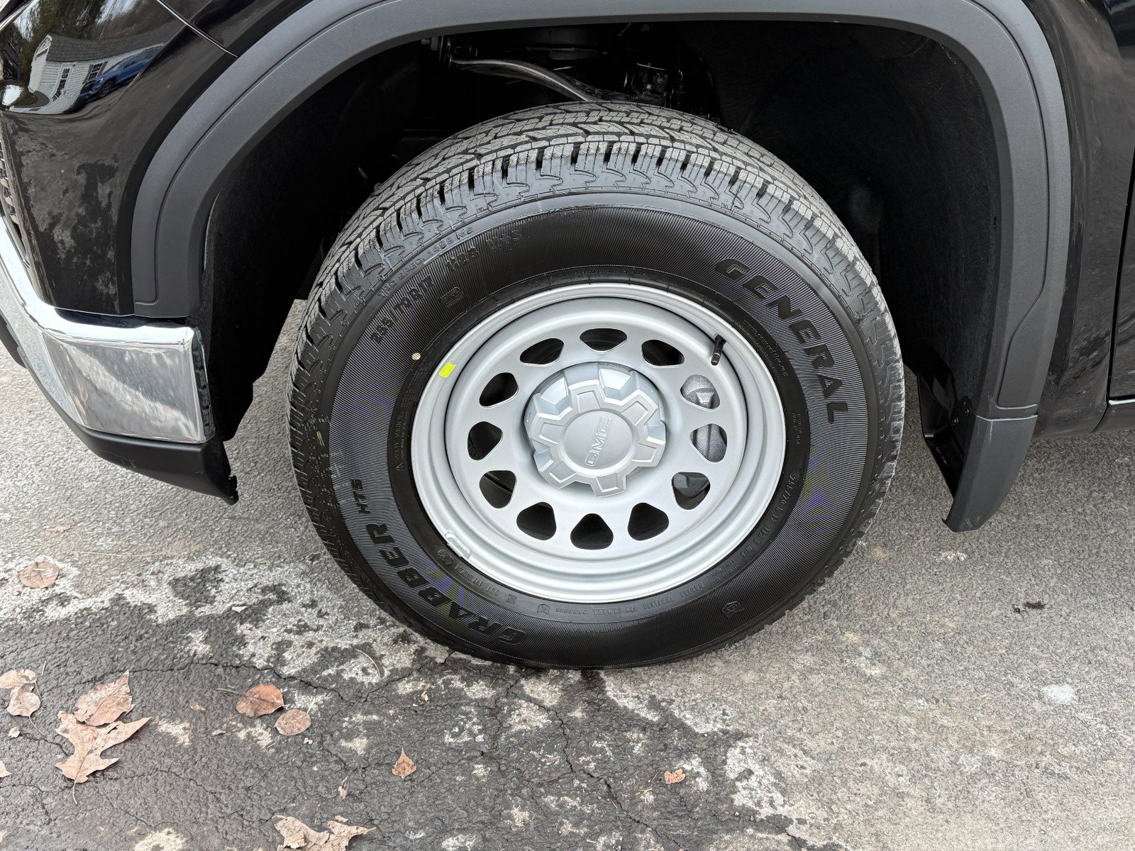 New 2026 GMC Sierra 1500 Pro image 9