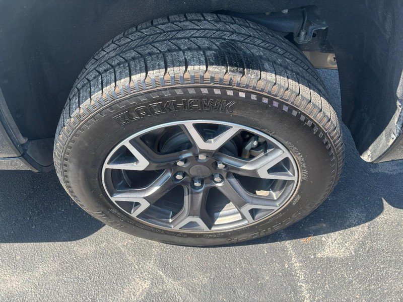Used 2024 Jeep Wagoneer Series III AWD/4WD image 8
