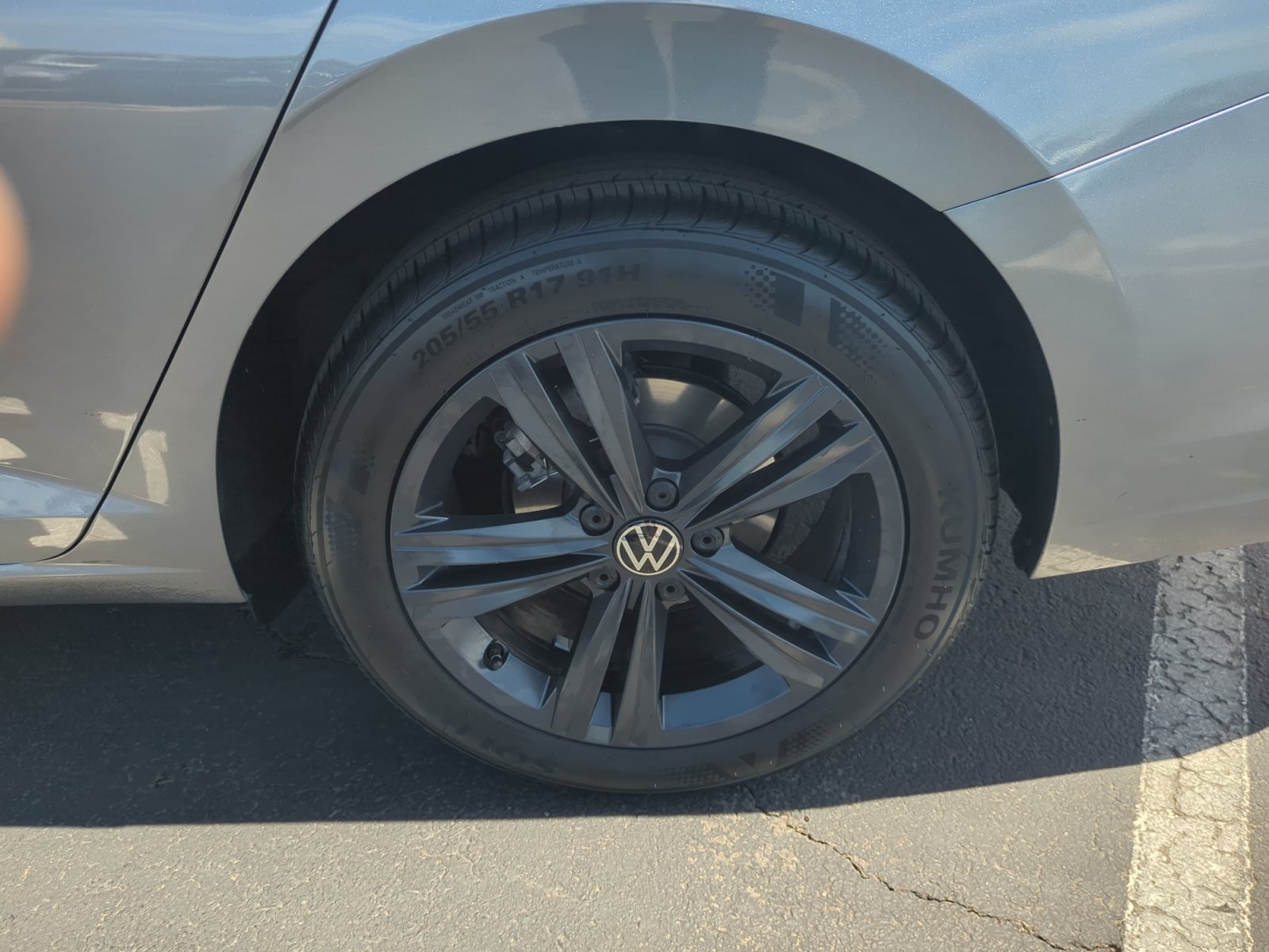 Certified 2023 Volkswagen Jetta SE w/ Panoramic Sunroof Package FWD image 26