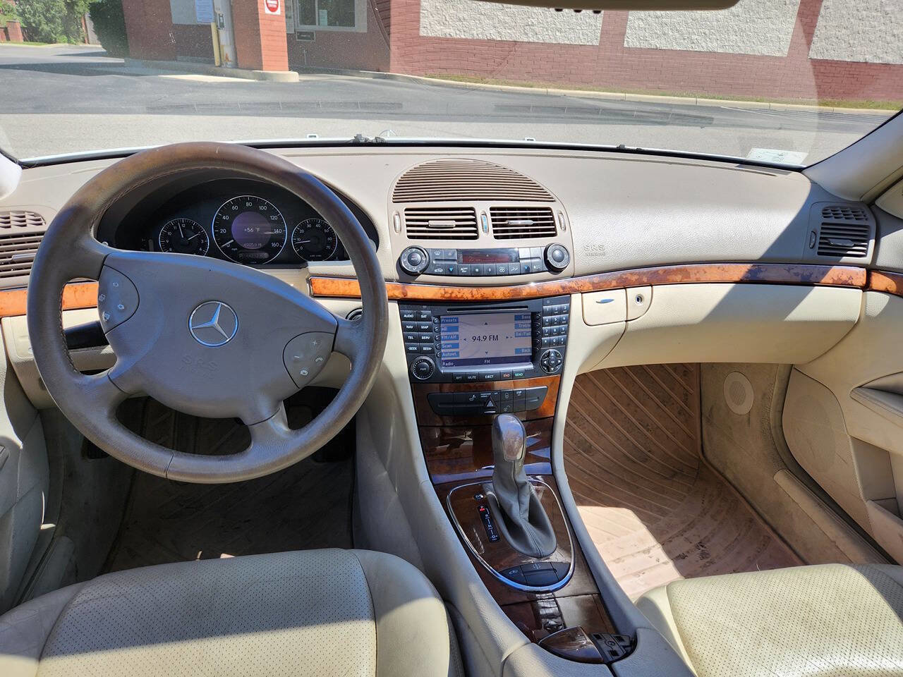 Used 2004 Mercedes-Benz E 500 Sedan image 17