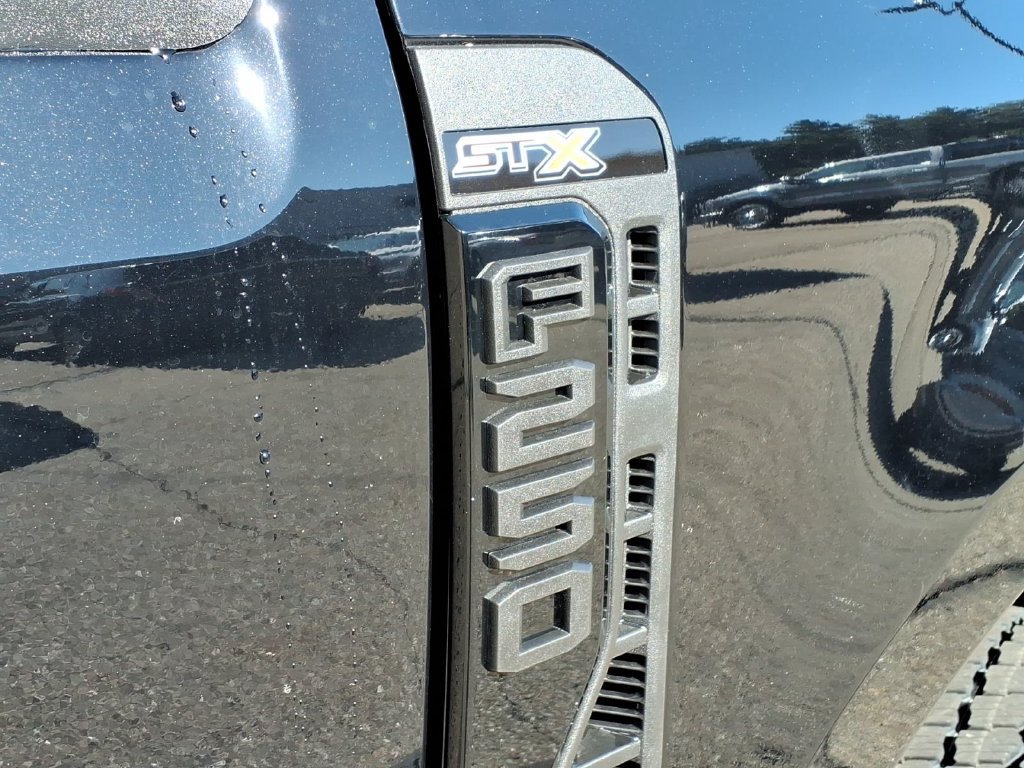 New 2027 Ford F250 XL w/ STX Appearance Package AWD/4WD image 13
