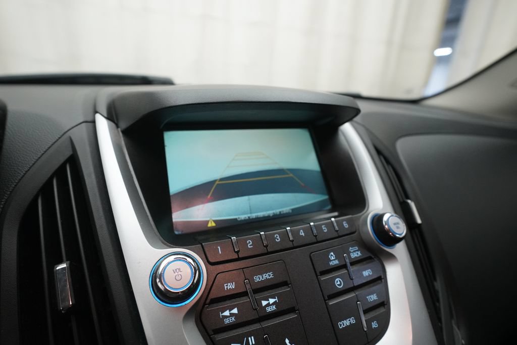 Used 2017 Chevrolet Equinox LT w/ Convenience Package FWD image 19