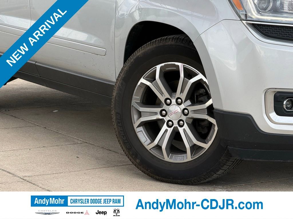 Used 2015 GMC Acadia SLT image 9