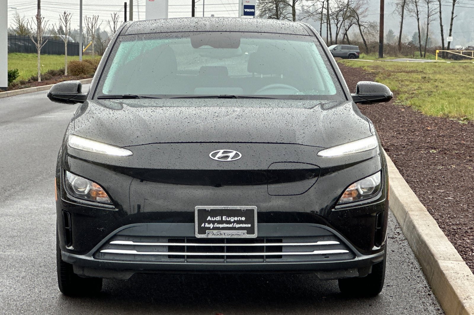 Used 2023 Hyundai Kona SE image 8