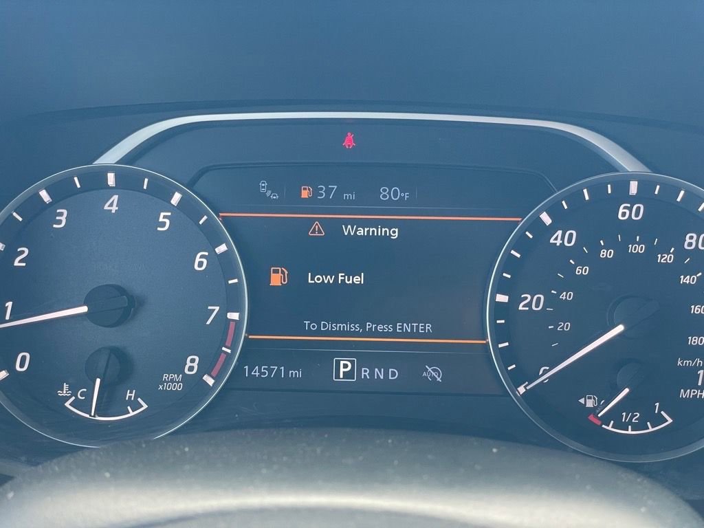 Used 2024 Nissan Frontier SV w/ Technology Package image 11