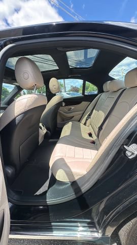 Used 2018 Mercedes-Benz C 300 4MATIC Sedan image 14