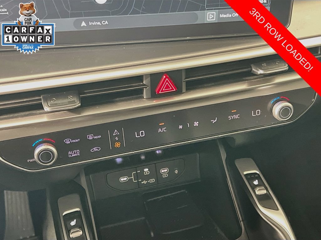 Certified 2024 Kia Sorento S w/ Panoramic Sunroof Package FWD image 17